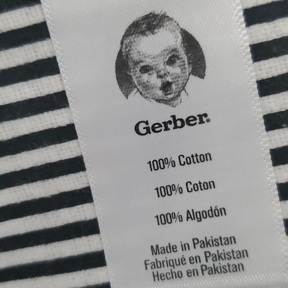 Gerber burp cloths - Picture 2 of 4